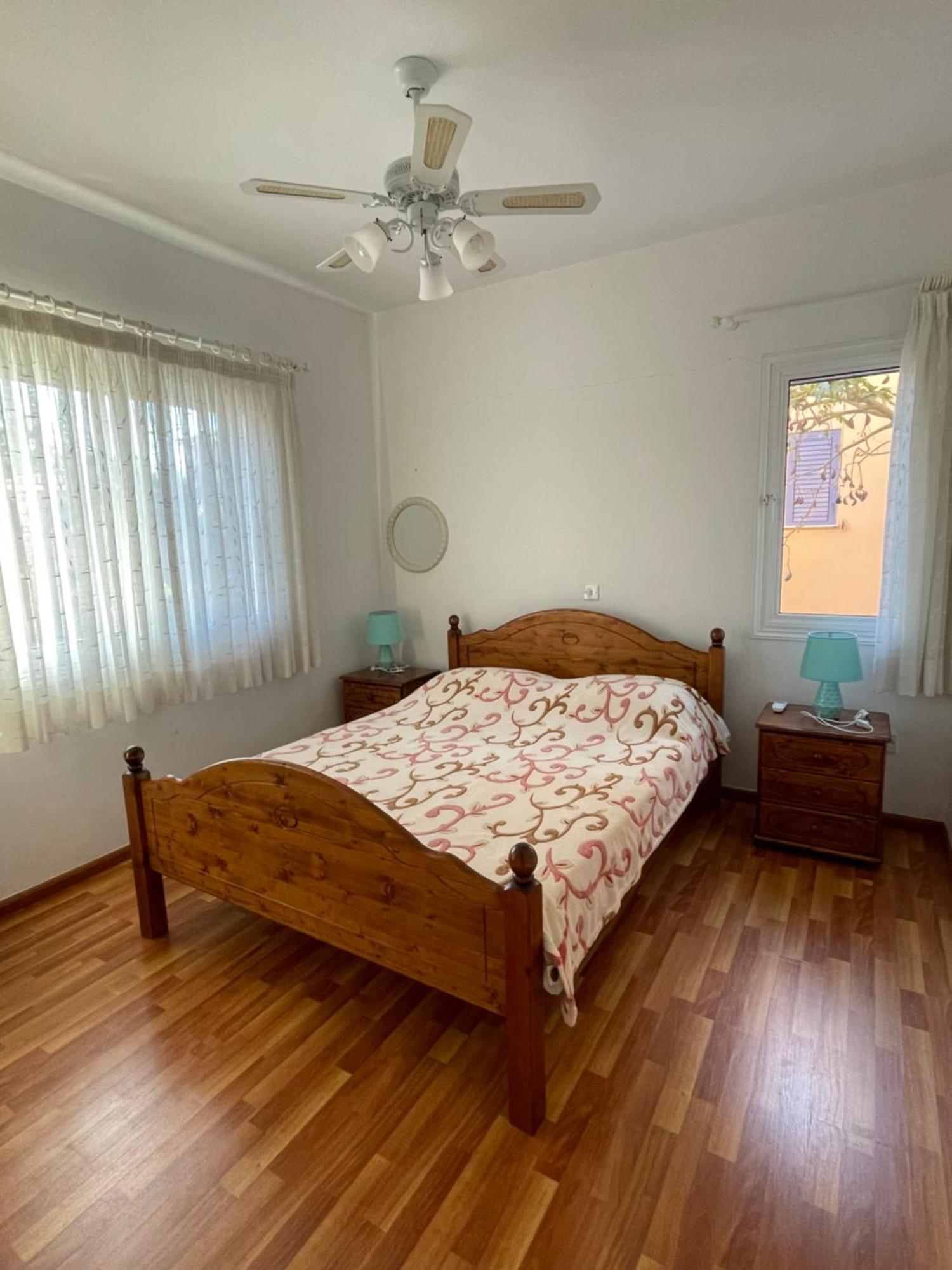 Limnaria Gardens Two Bedroom Apartment With Balcony Пафос Екстериор снимка